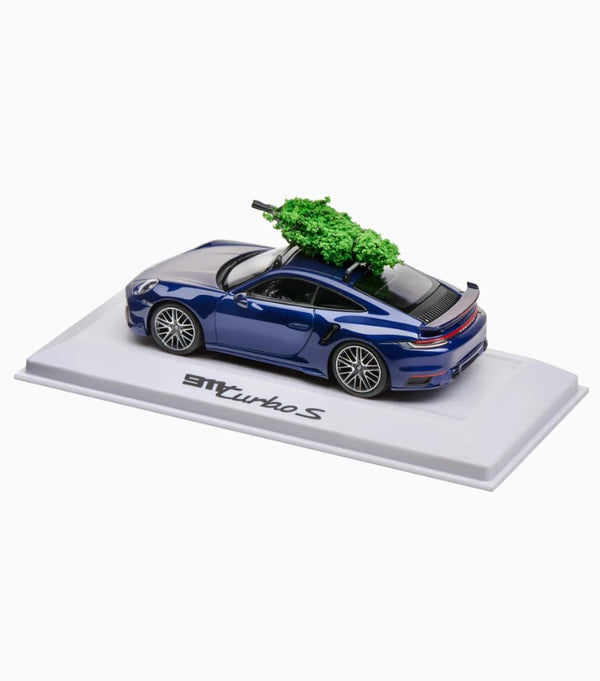 ミニカー 1/43 Porsche 911 Turbo S 3.3 Lightweight Porsche 911 Turbo S (992) - Porsche Centre Downtown Toronto