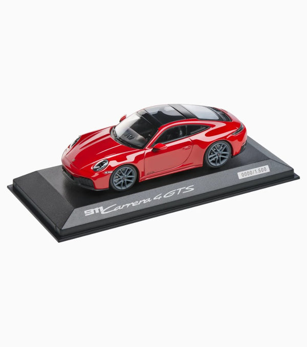 Spark 1:12 Porsche 911 (991) GT3 RS light green with