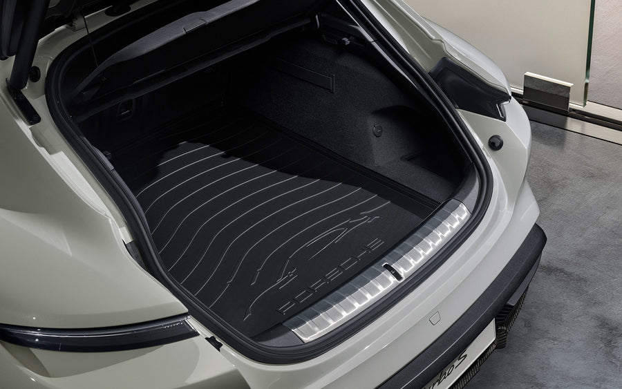 Trunk liner, rear - Cross Turismo