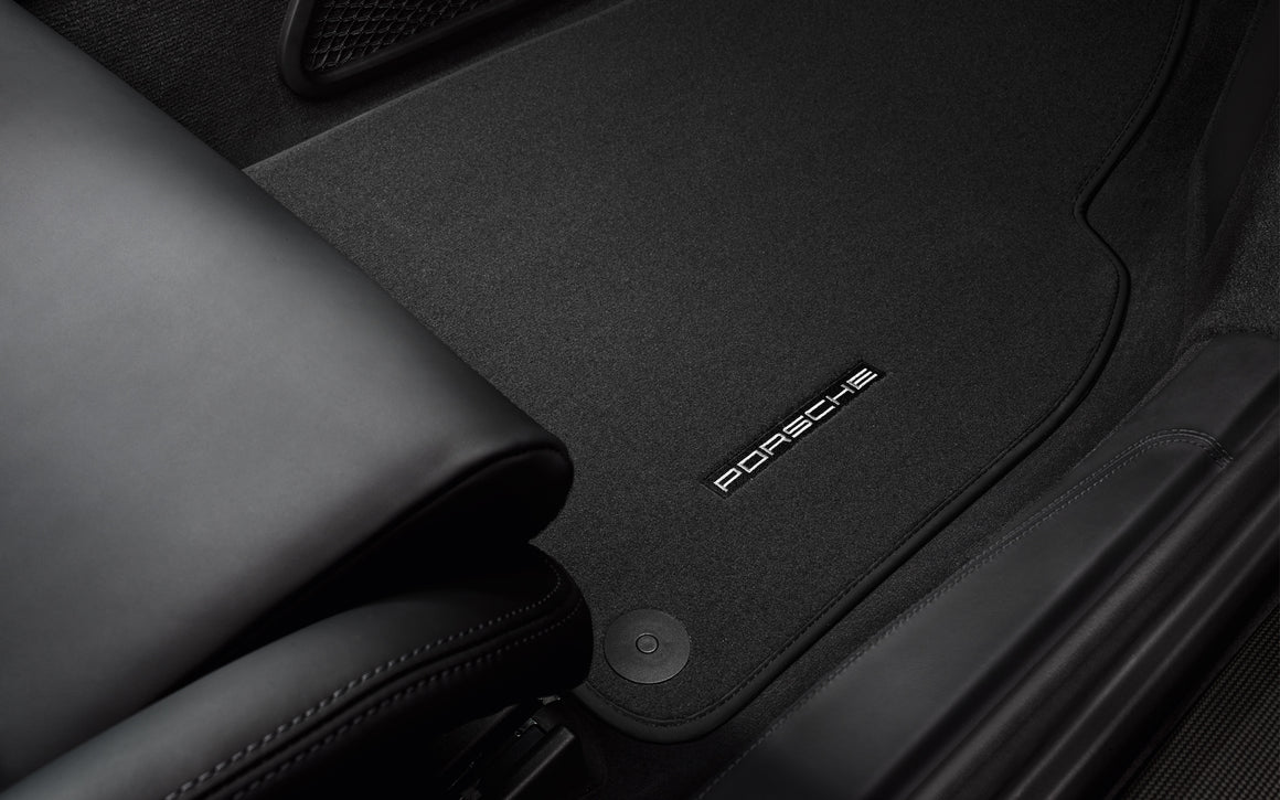 Floor mats with Nubuk surround