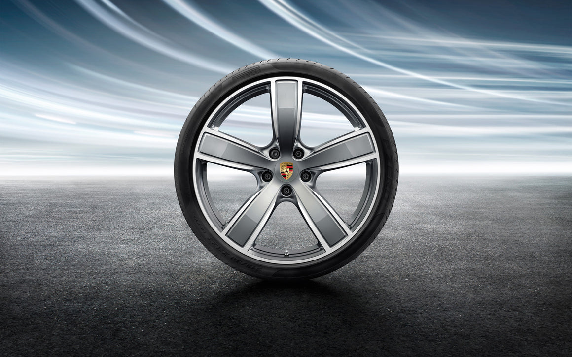 22-inch Cayenne Sport Classic summer wheel-and-tire set