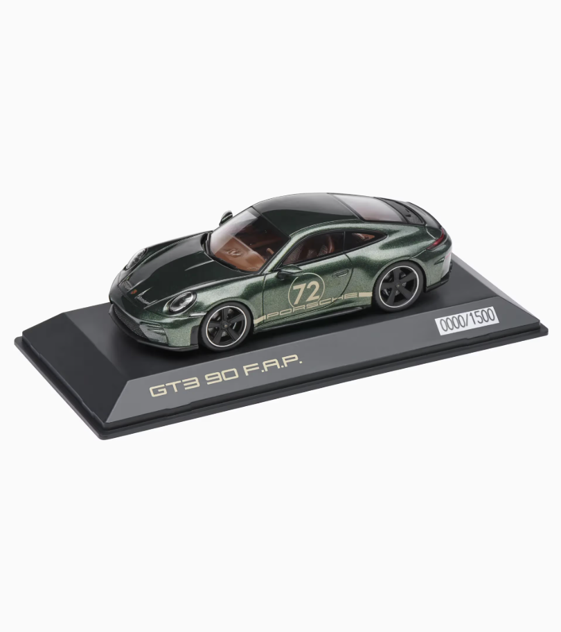 911 GT3 90 F. A. Porsche (992.2)