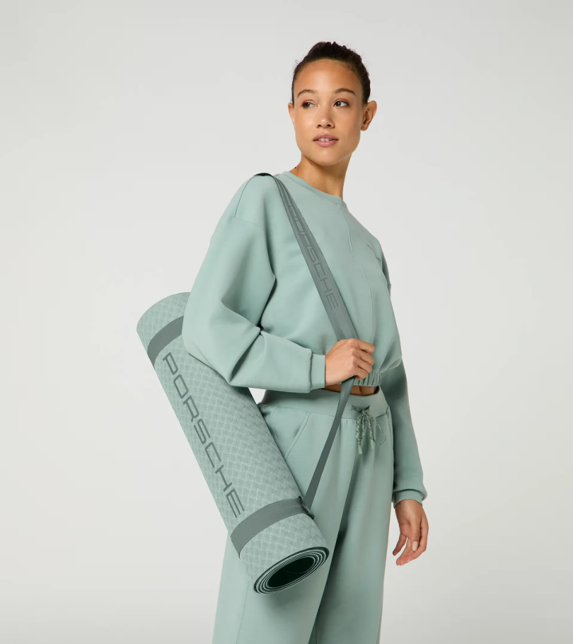 Yoga mat – Porsche Cayenne Electric Lifestyle