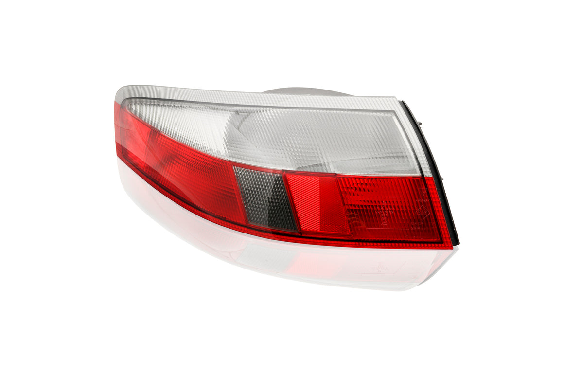 Tail light housing