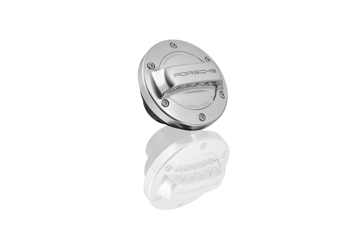Fuel cap in aluminium look with “Porsche” Logo and retaining strap