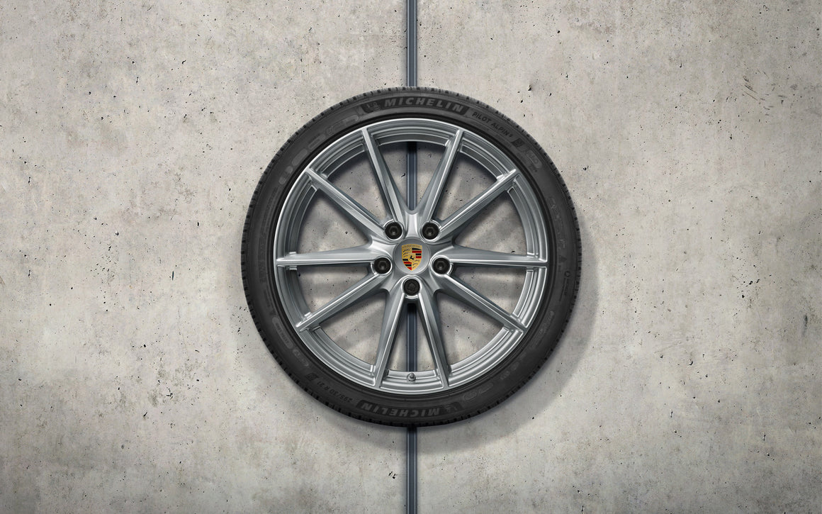 20"/21" Carrera S Winter Wheel and Tire Set - 992