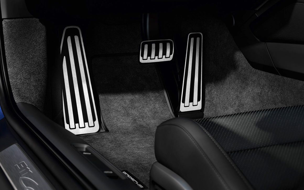 Pedals and footrest in aluminium