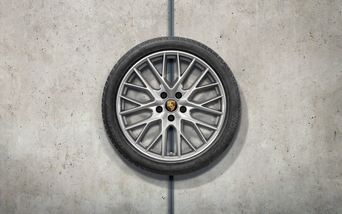 21" Panamera SportDesign Winter Wheel and Tire Set - 971