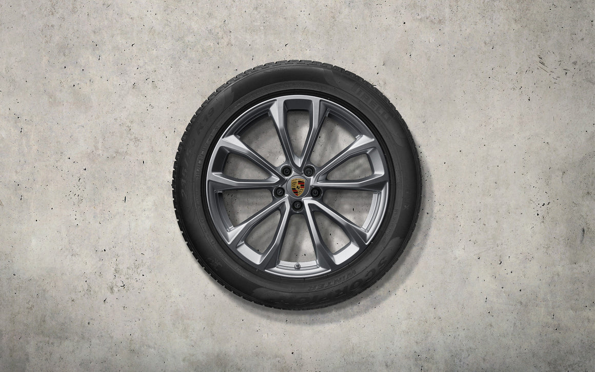19" Macan Design Winter Wheel and Tire Set